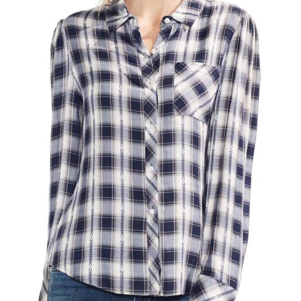 Vince Camuto - Plaid Jacquard Detail Blouse - S